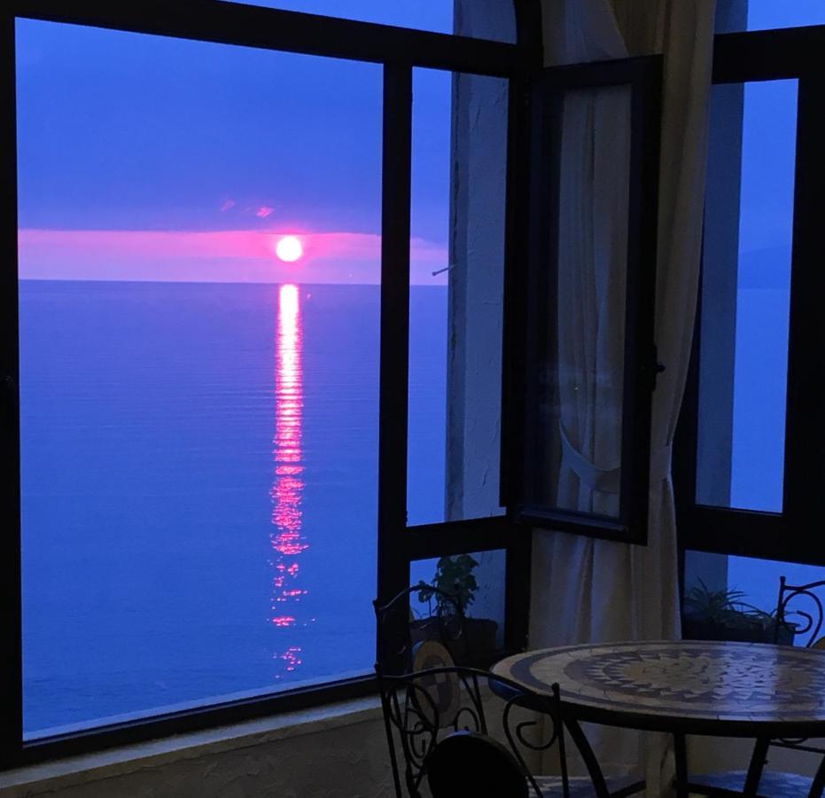 Hotel Палинуро Экстерьер фото